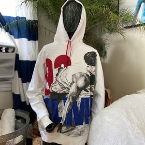 Not for sale, but if the price is right 🥂💅🏽